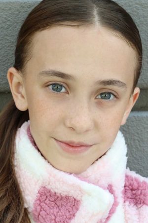 Elle-Armstrong-actress-Talent-Unlimited03