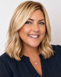 Tracey Turner Headshot 2026